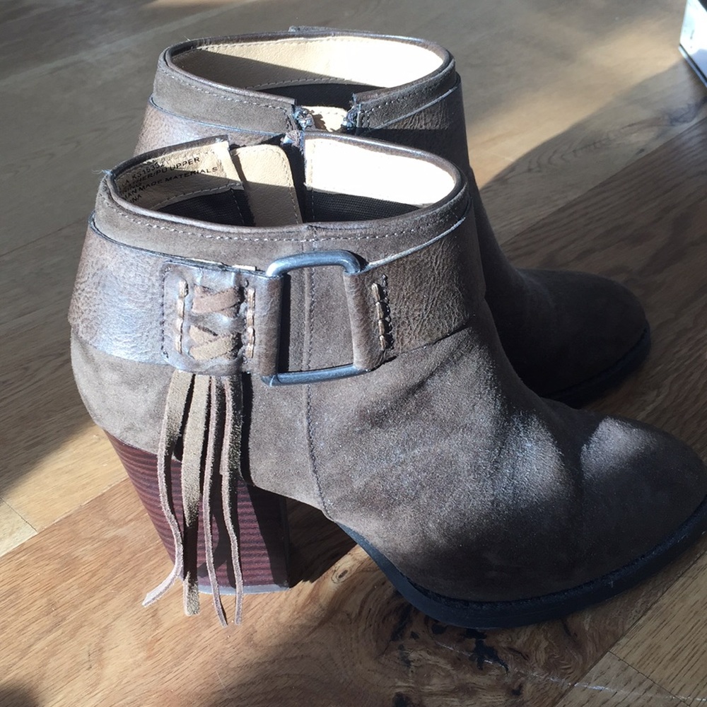 Kensie booties